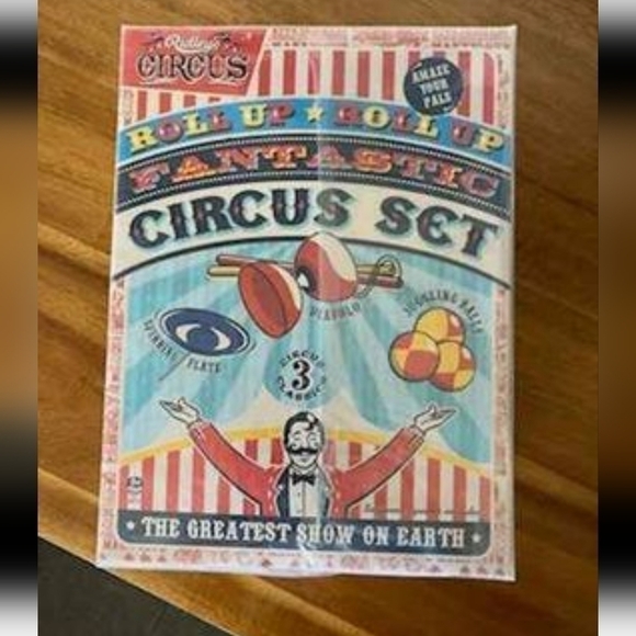 Ridley's Retro Circus Set NIB - Picture 4 of 6